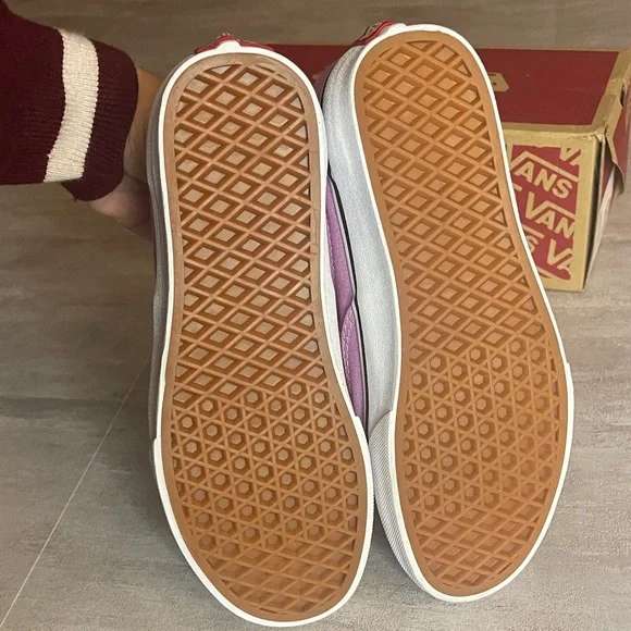 Vans -Orchid/True White Women's Sneakers- New w Box SZ 6 - Picture 7 of 7
